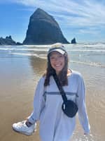 Sitter Profile Image: Zoe H.