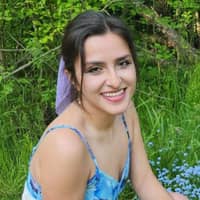 Sitter Profile Image: Irma A.