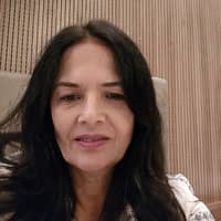 Sitter Profile Image: Danielle C.