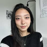 Sitter Profile Image: Mary M.