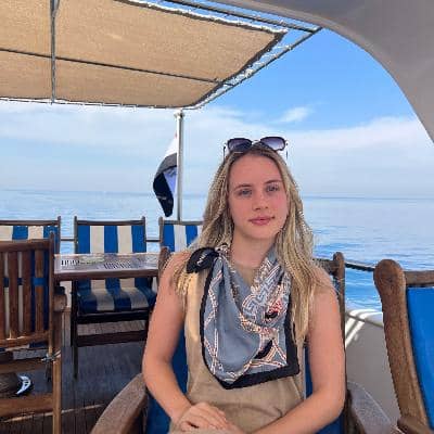 Foto de perfil del cuidador: Sara F.