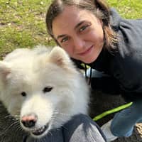 Sitter Profile Image: Larissa M.