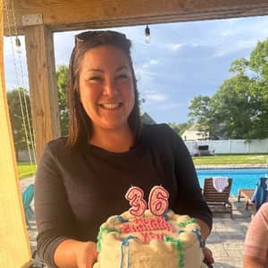 Sitter Profile Image: Kimberly W.