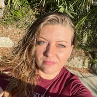 Sitter Profile Image: Chelsie J.