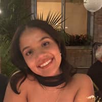 Sitter Profile Image: Leslie M.