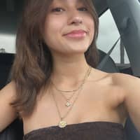 Sitter Profile Image: Adrianna R.