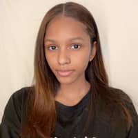 Sitter Profile Image: Ivee K.