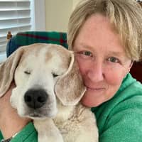 Sitter Profile Image: Lorraine M.