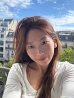 Sitter Profile Image: Yingxian L.