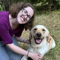 Sitter Profile Image: Abigail F.