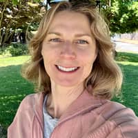 Sitter Profile Image: Sharon H.