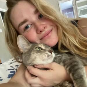 Sitter Profile Image: Abby B.