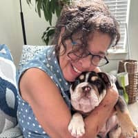 Sitter Profile Image: Yvonne P.