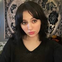 Sitter Profile Image: Avery F.