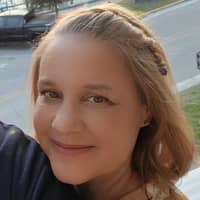 Sitter Profile Image: Traci T.