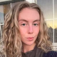 Sitter Profile Image: Ava P.