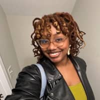 Sitter Profile Image: Christina B.