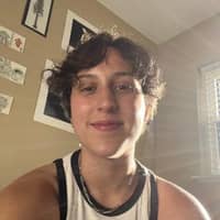 Sitter Profile Image: Ava D.