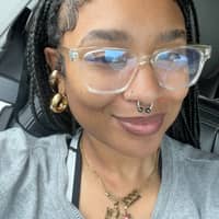 Sitter Profile Image: De'Zhane' M.