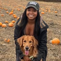 Sitter Profile Image: Amy T.