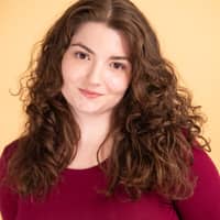 Sitter Profile Image: Julia L.