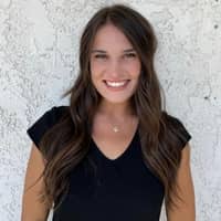 Sitter Profile Image: Courtney R.