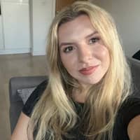 Sitter Profile Image: Charlotte S.