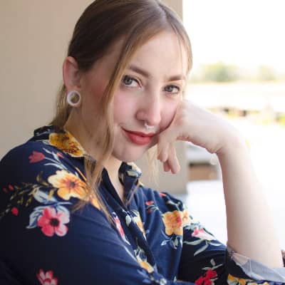 Sitter Profile Image: Cameron "Leah" H.