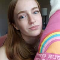 Sitter Profile Image: Emma R.