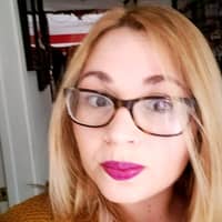 Sitter Profile Image: Shelly R.