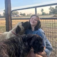 Sitter Profile Image: Hannah W.