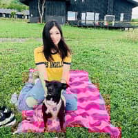 Sitter Profile Image: Mei F.