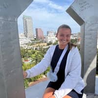 Sitter Profile Image: Sydney L.