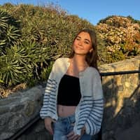 Sitter Profile Image: Rilyn H.