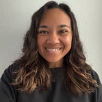 Sitter Profile Image: Alecx L.