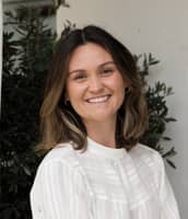 Sitter Profile Image: Julia H.