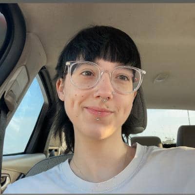 Sitter Profile Image: Shelby C.