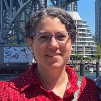 Sitter Profile Image: Theresa J.