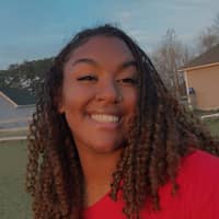 Sitter Profile Image: Makayla G.