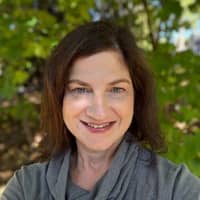 Sitter Profile Image: Stacie S.