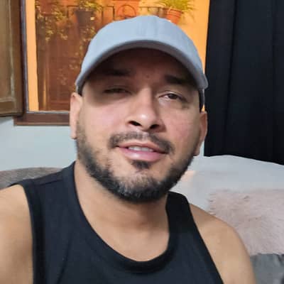 Sitter Profile Image: Roque S.