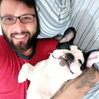 Foto de perfil del cuidador: César R.