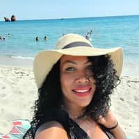 Sitter Profile Image: Rosangela d.