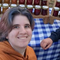 Sitter Profile Image: Abigail S.