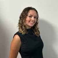 Sitter Profile Image: Amelia R.