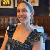 Sitter Profile Image: Lara G.