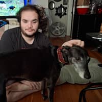 Sitter Profile Image: Elias S.