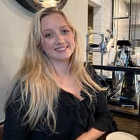 Sitter Profile Image: Julia K.