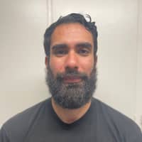 Sitter Profile Image: Roberto G.