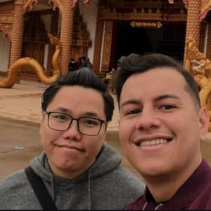 Sitter Profile Image: Vinh & Luis Q.